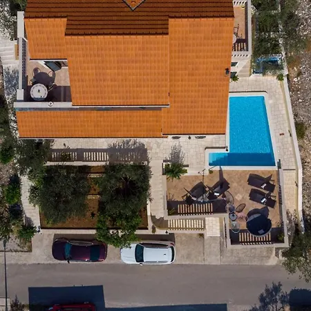 Appartement Ana Zrnovo