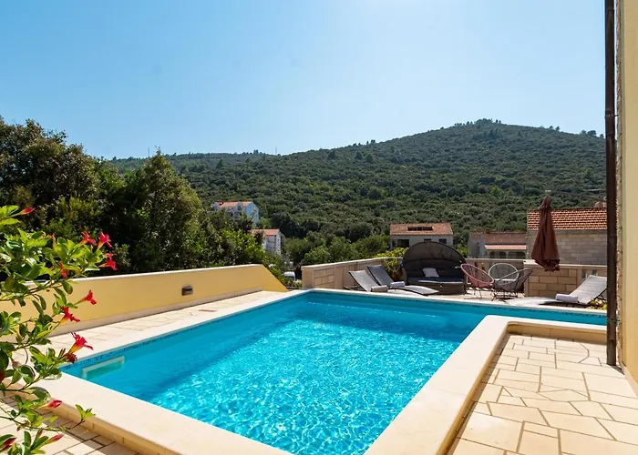 Апартаменты Ana Zrnovo